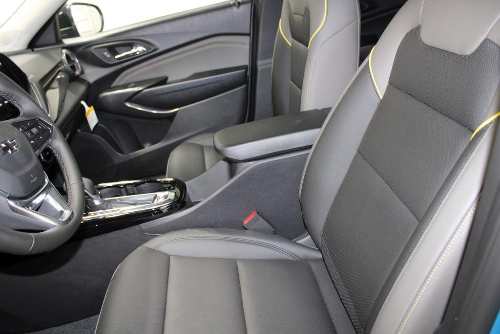 new 2026 Chevrolet Trax car, priced at $27,925