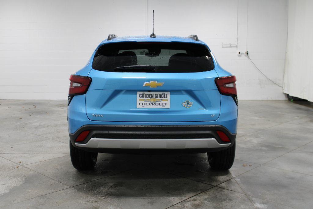 new 2025 Chevrolet Trax car, priced at $24,988