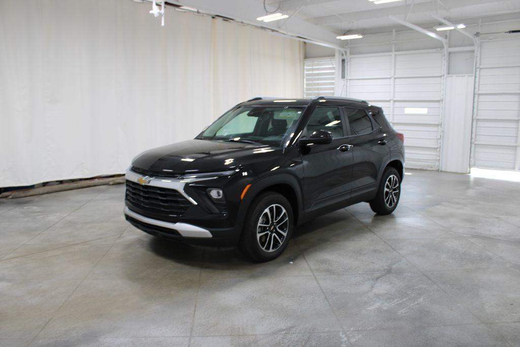 used 2024 Chevrolet TrailBlazer car, priced at $26,488