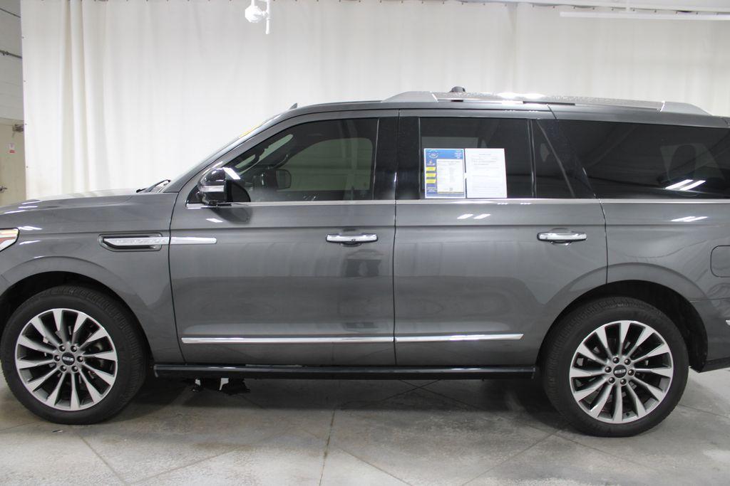 used 2018 Lincoln Navigator car, priced at $29,228