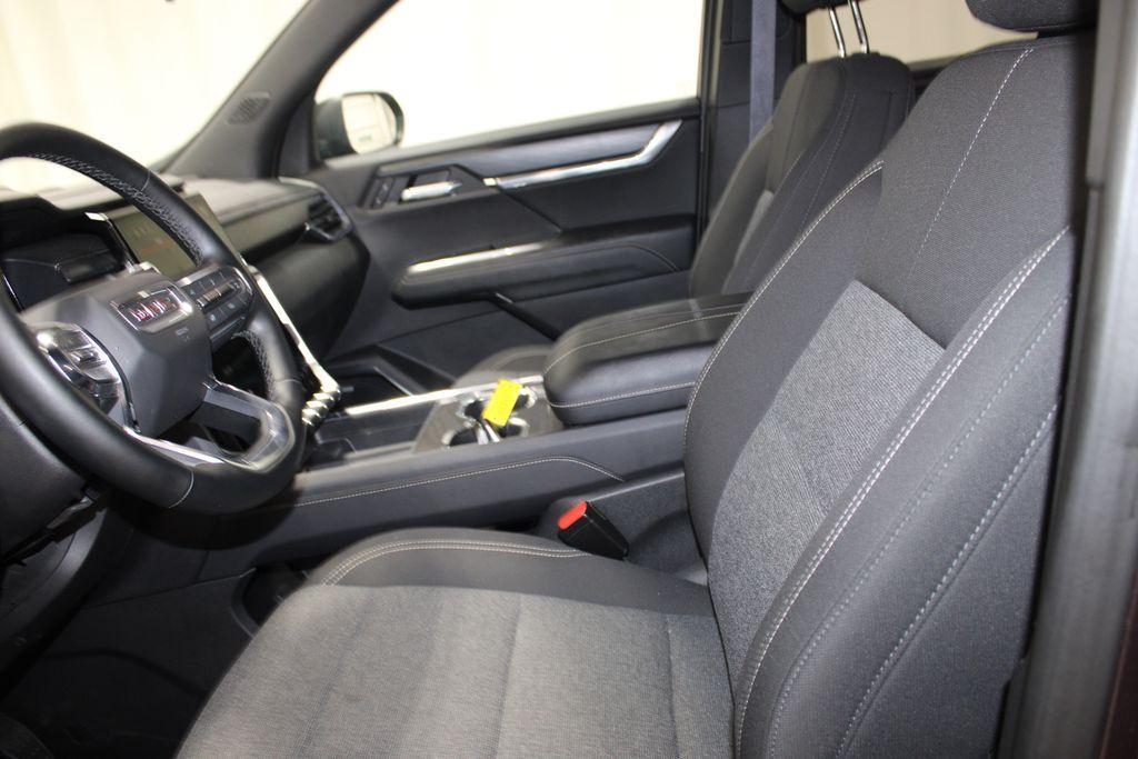 used 2025 GMC Acadia car, priced at $36,188