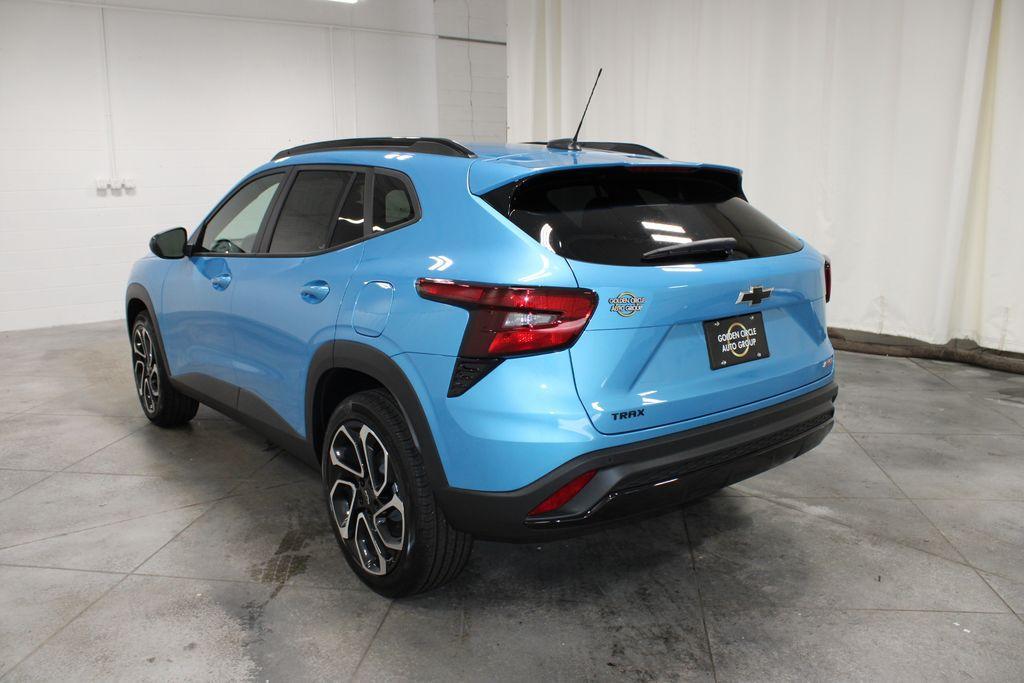 new 2025 Chevrolet Trax car, priced at $28,036