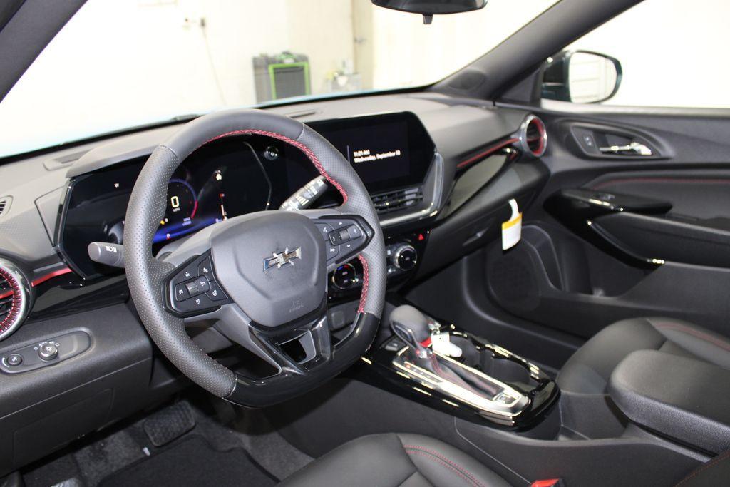new 2025 Chevrolet Trax car, priced at $28,036