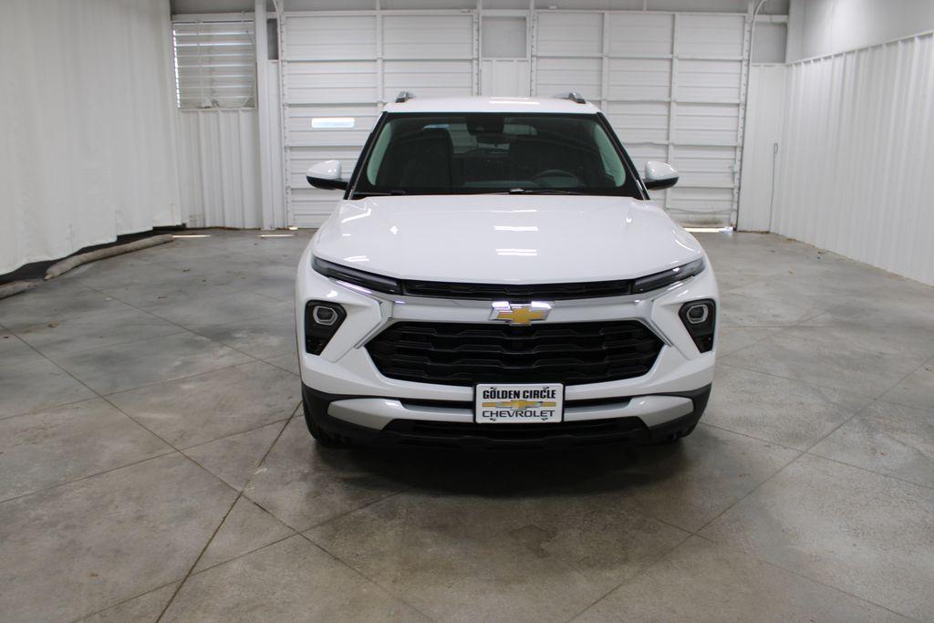 new 2025 Chevrolet TrailBlazer car, priced at $27,240