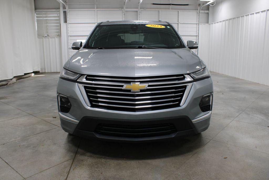 used 2023 Chevrolet Traverse car, priced at $37,192