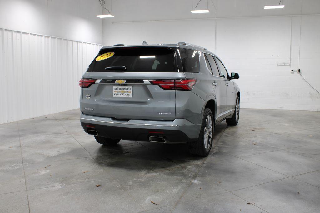 used 2023 Chevrolet Traverse car, priced at $37,192