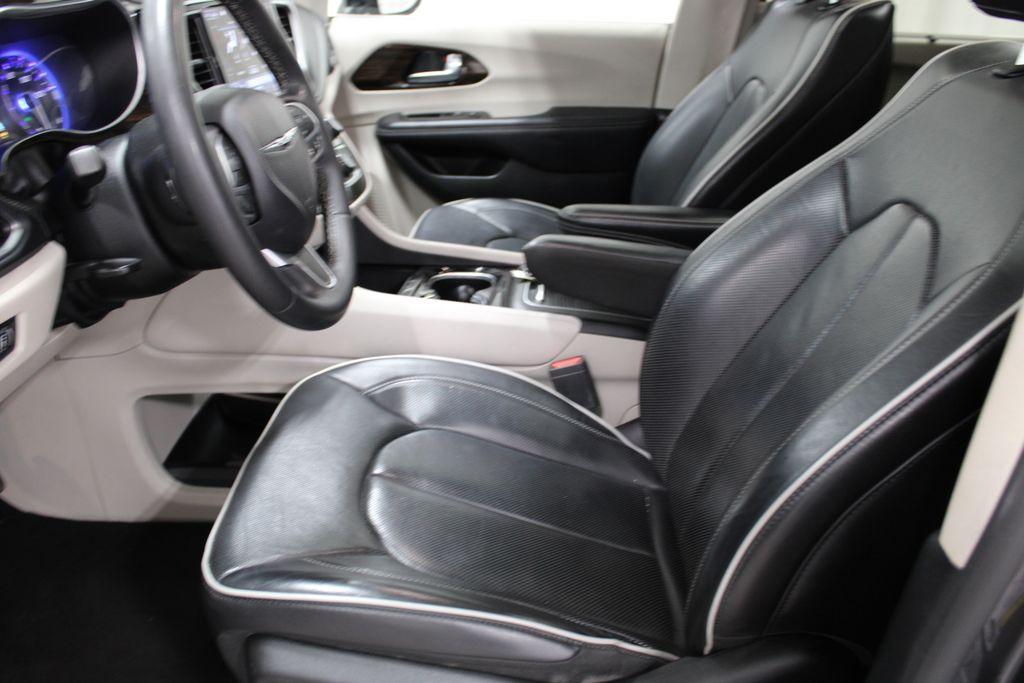 used 2023 Chrysler Pacifica car, priced at $29,298