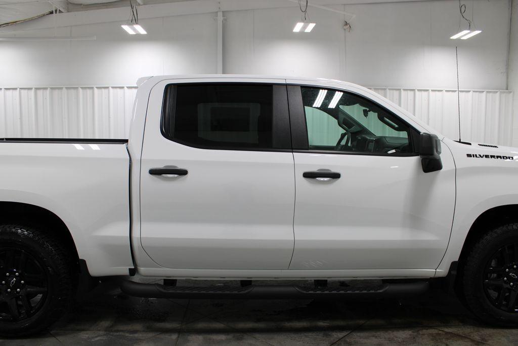 new 2025 Chevrolet Silverado 1500 car, priced at $46,726