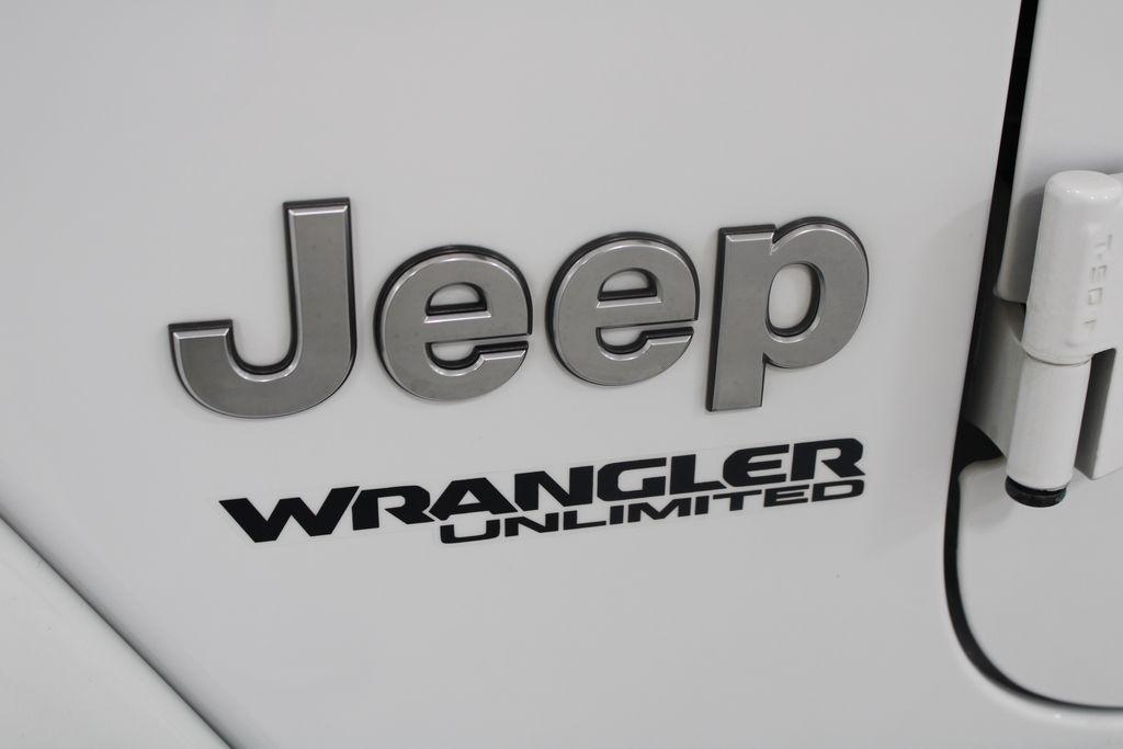 used 2020 Jeep Wrangler Unlimited car, priced at $30,044