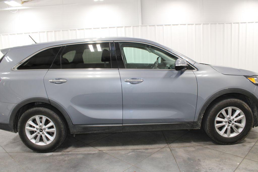 used 2020 Kia Sorento car, priced at $16,288