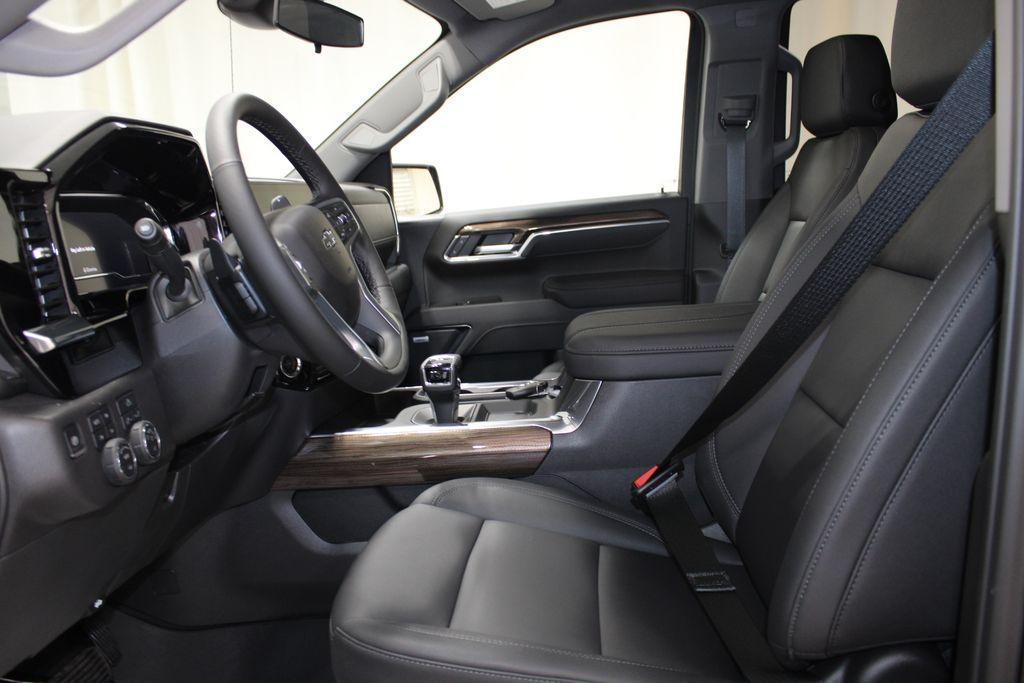 new 2025 Chevrolet Silverado 1500 car, priced at $62,582