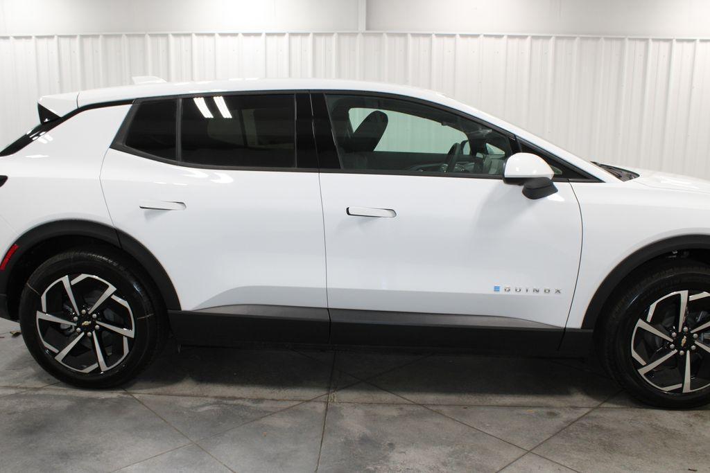 new 2026 Chevrolet Equinox EV car, priced at $38,880