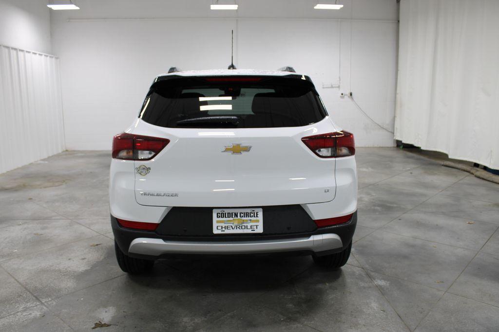 new 2025 Chevrolet TrailBlazer car, priced at $26,188