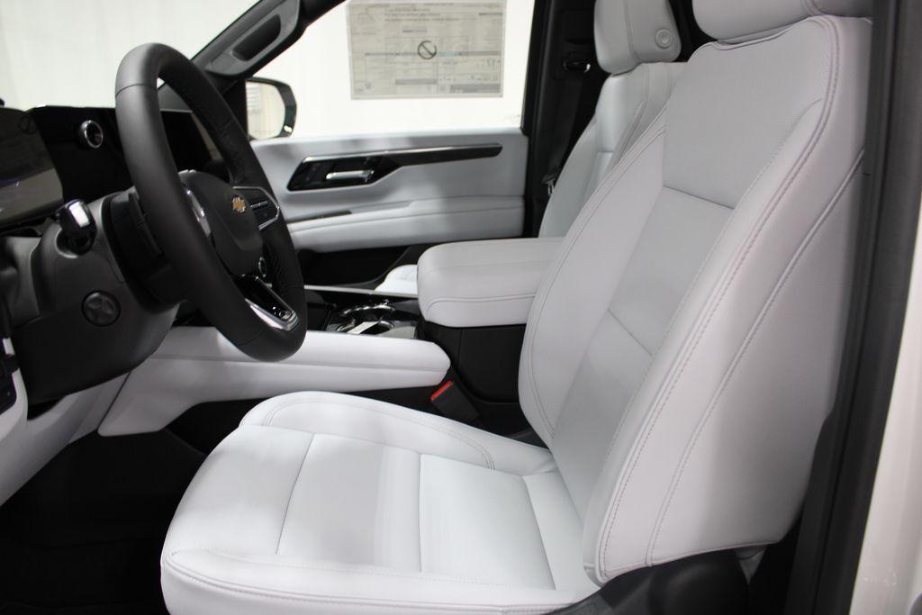 new 2025 Chevrolet Tahoe car, priced at $86,252