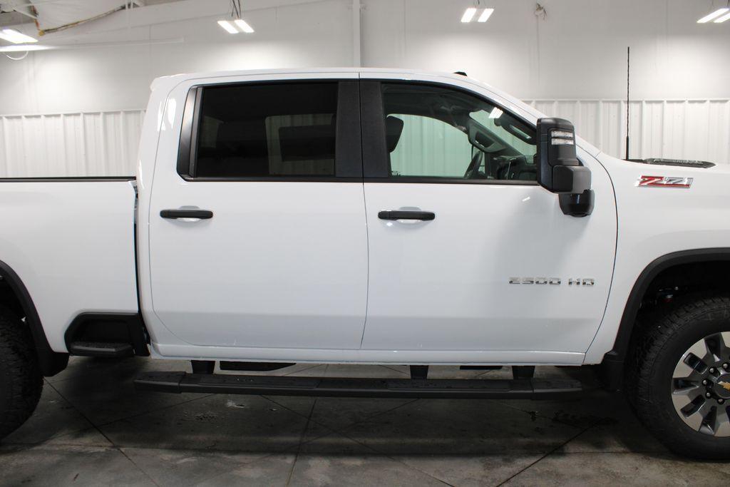 new 2025 Chevrolet Silverado 2500 car, priced at $66,485