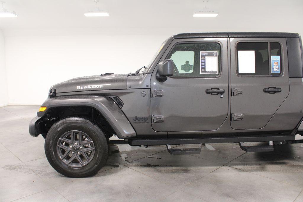 used 2024 Jeep Gladiator car, priced at $40,275