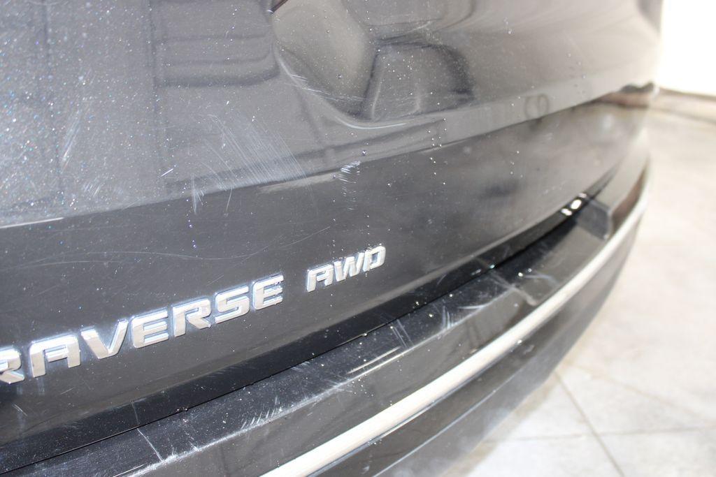 used 2023 Chevrolet Traverse car, priced at $35,738