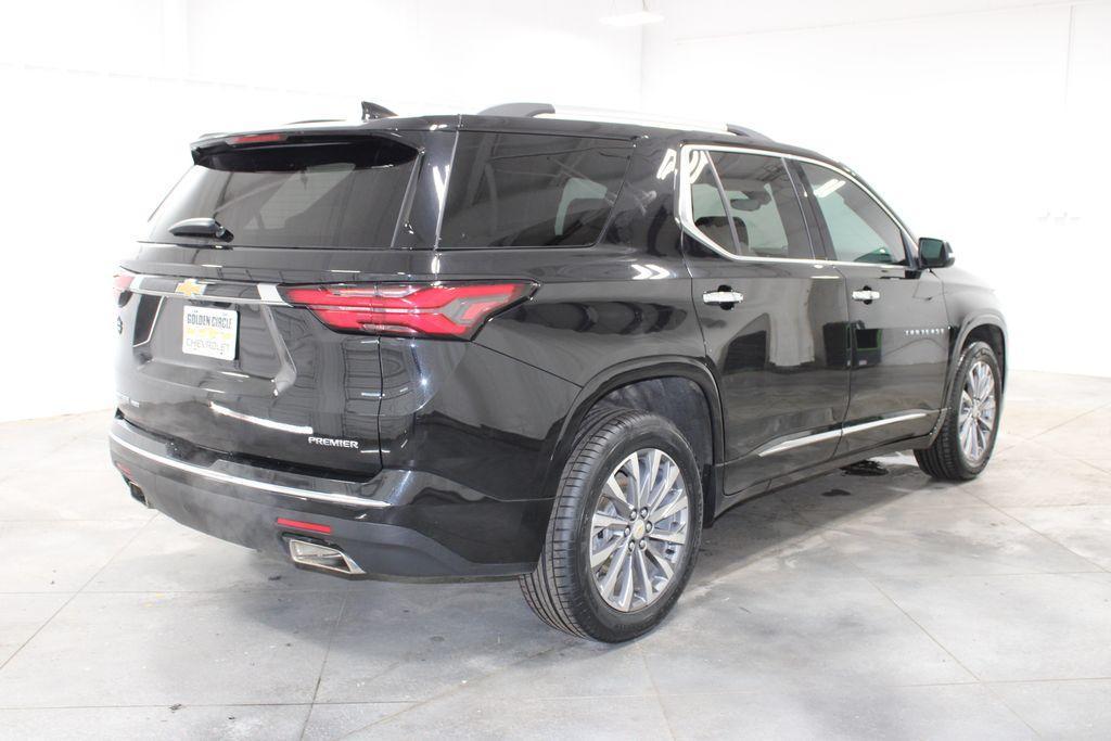 used 2023 Chevrolet Traverse car, priced at $35,738
