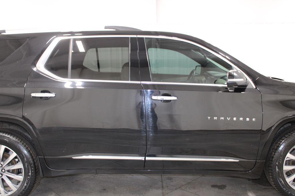 used 2023 Chevrolet Traverse car, priced at $35,738