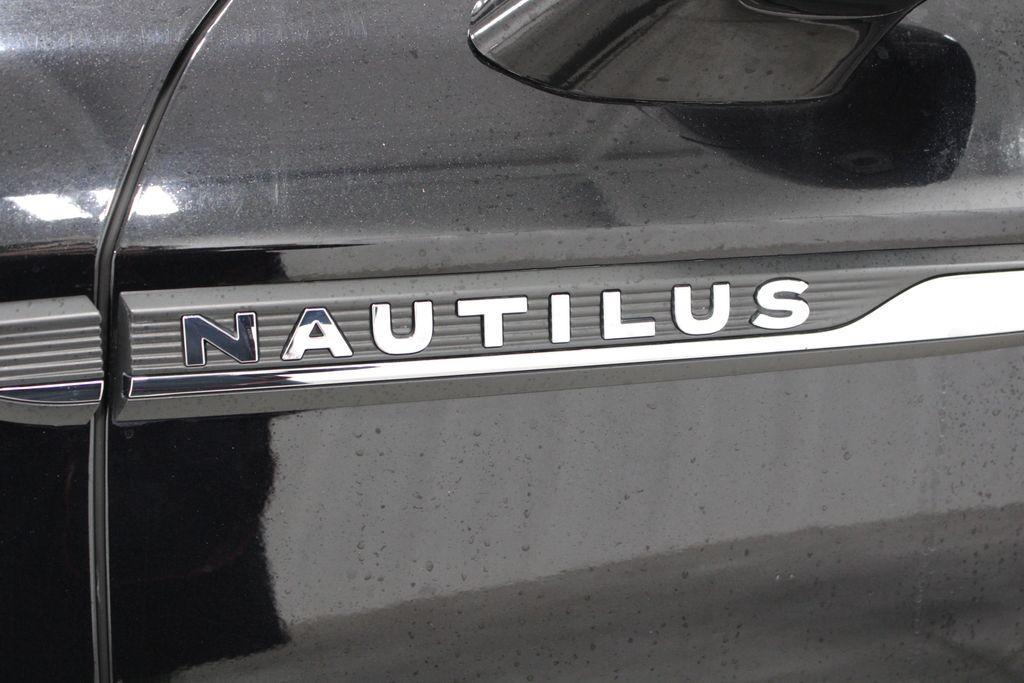 used 2021 Lincoln Nautilus car, priced at $30,361