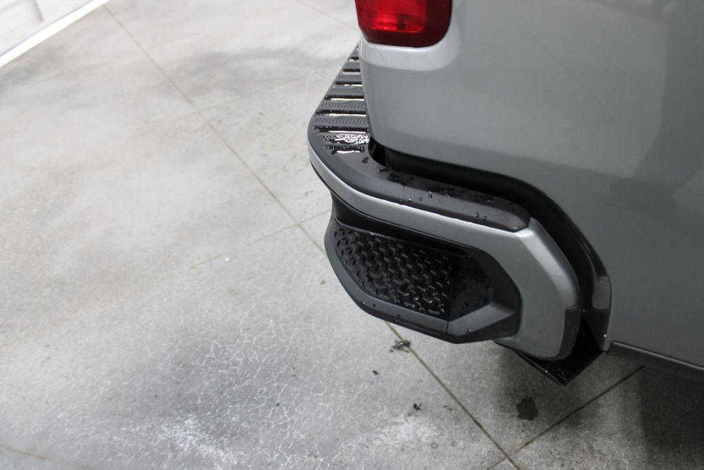 new 2025 Chevrolet Silverado 1500 car, priced at $46,726