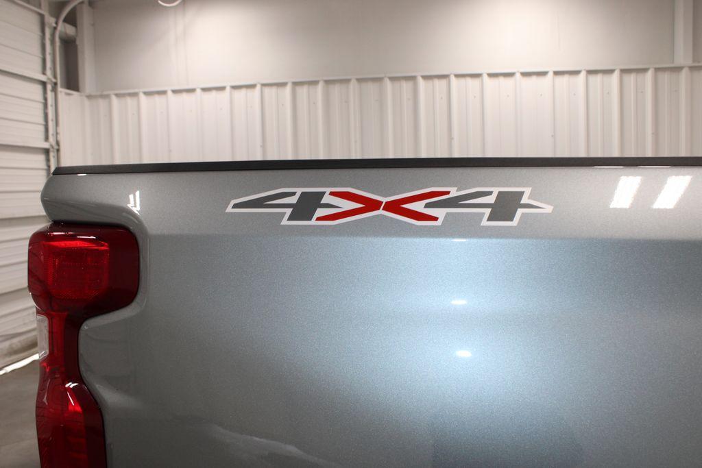 new 2025 Chevrolet Silverado 1500 car, priced at $46,726