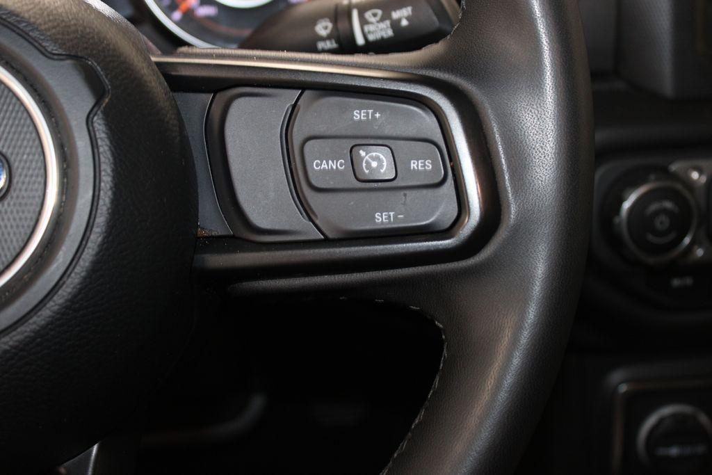used 2023 Jeep Gladiator car, priced at $29,318