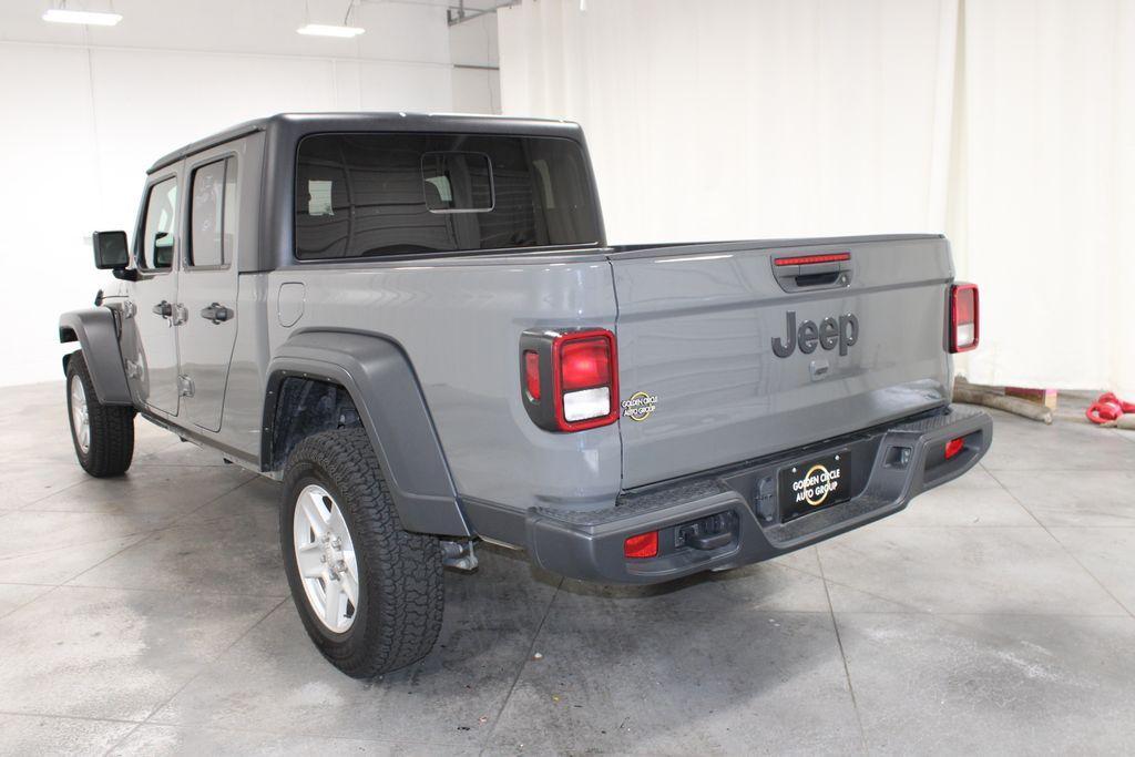 used 2023 Jeep Gladiator car, priced at $29,318