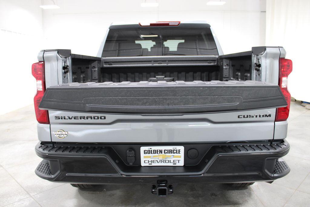 new 2025 Chevrolet Silverado 1500 car, priced at $50,660