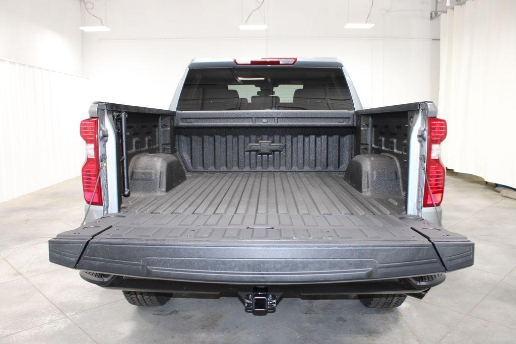 new 2025 Chevrolet Silverado 1500 car, priced at $50,660