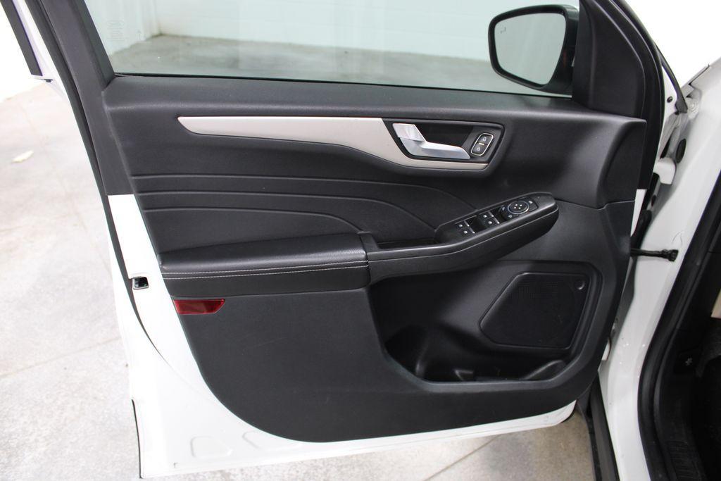 used 2022 Ford Escape car, priced at $21,128