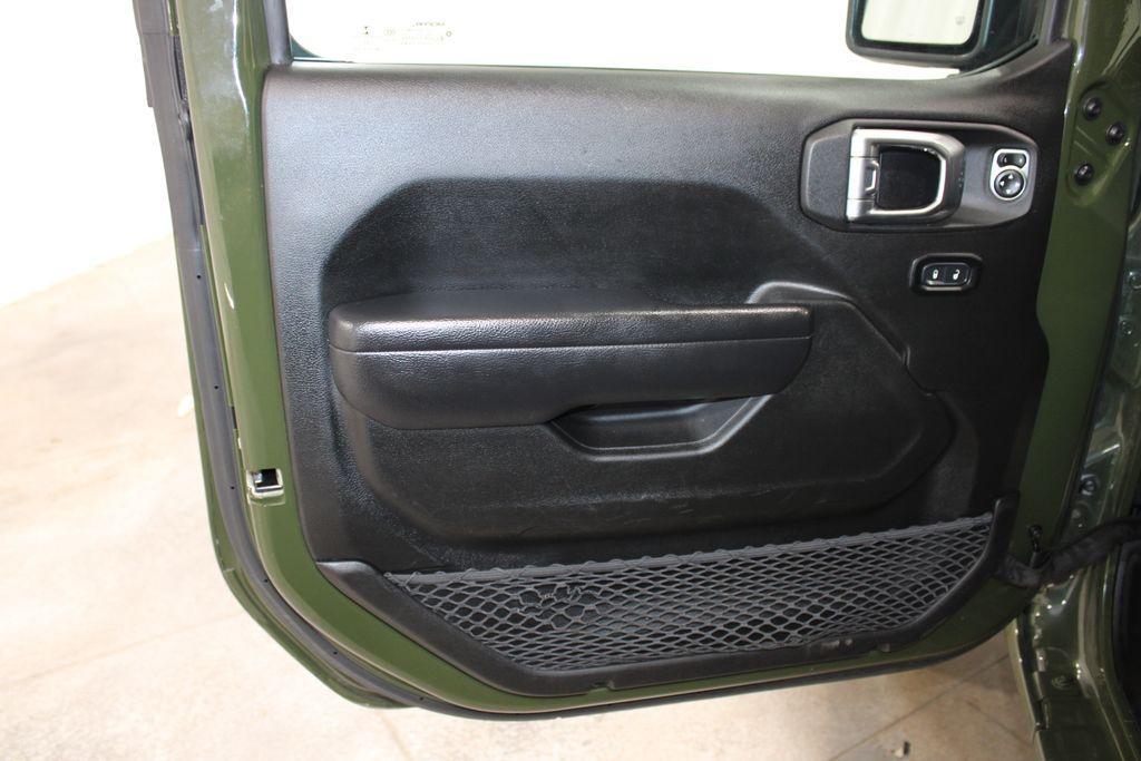 used 2023 Jeep Gladiator car, priced at $30,000