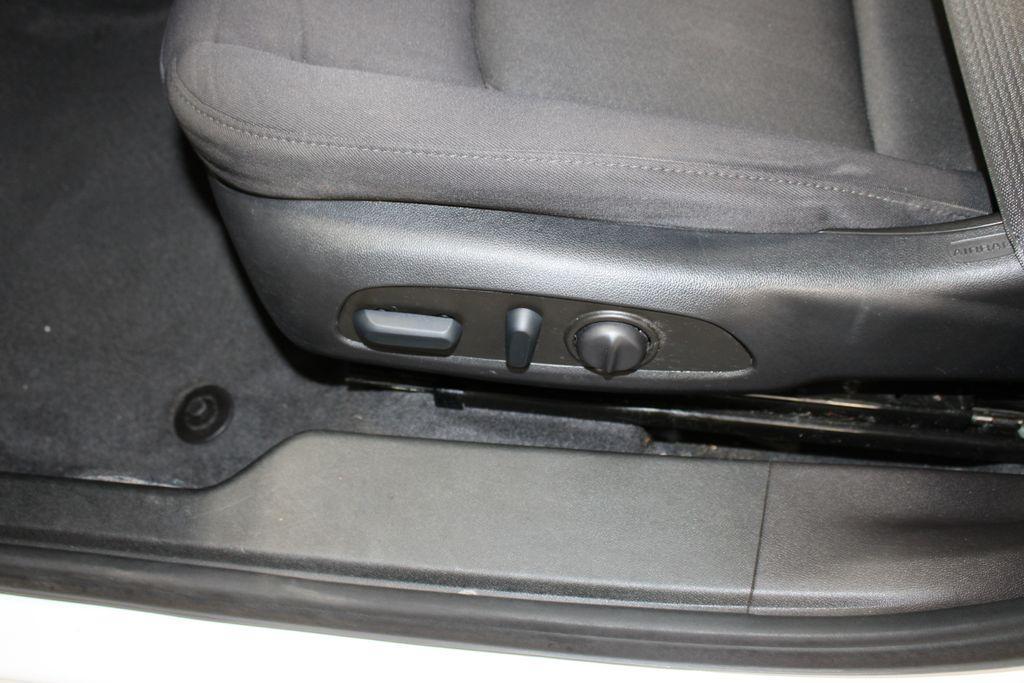 used 2022 Chevrolet Malibu car, priced at $15,768