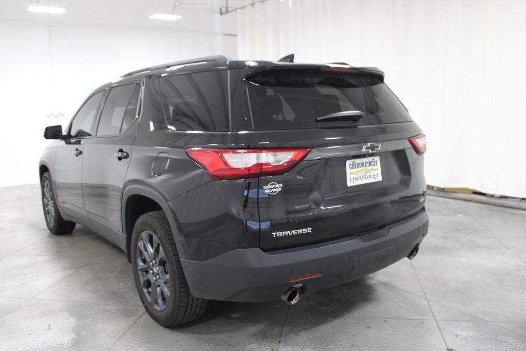 used 2021 Chevrolet Traverse car, priced at $26,328