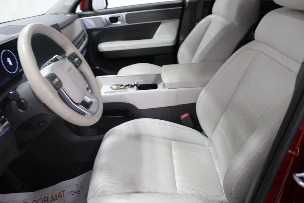 used 2024 Hyundai Santa Fe car, priced at $31,168