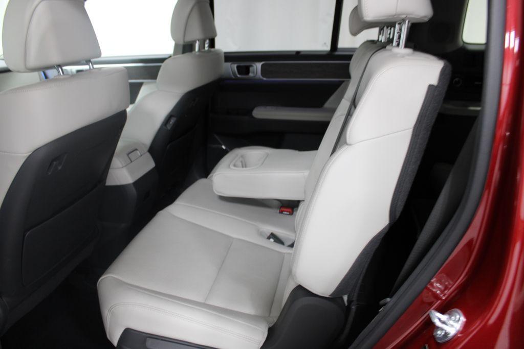 used 2024 Hyundai Santa Fe car, priced at $31,168