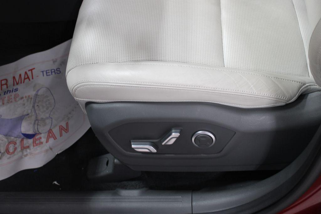 used 2024 Hyundai Santa Fe car, priced at $31,168