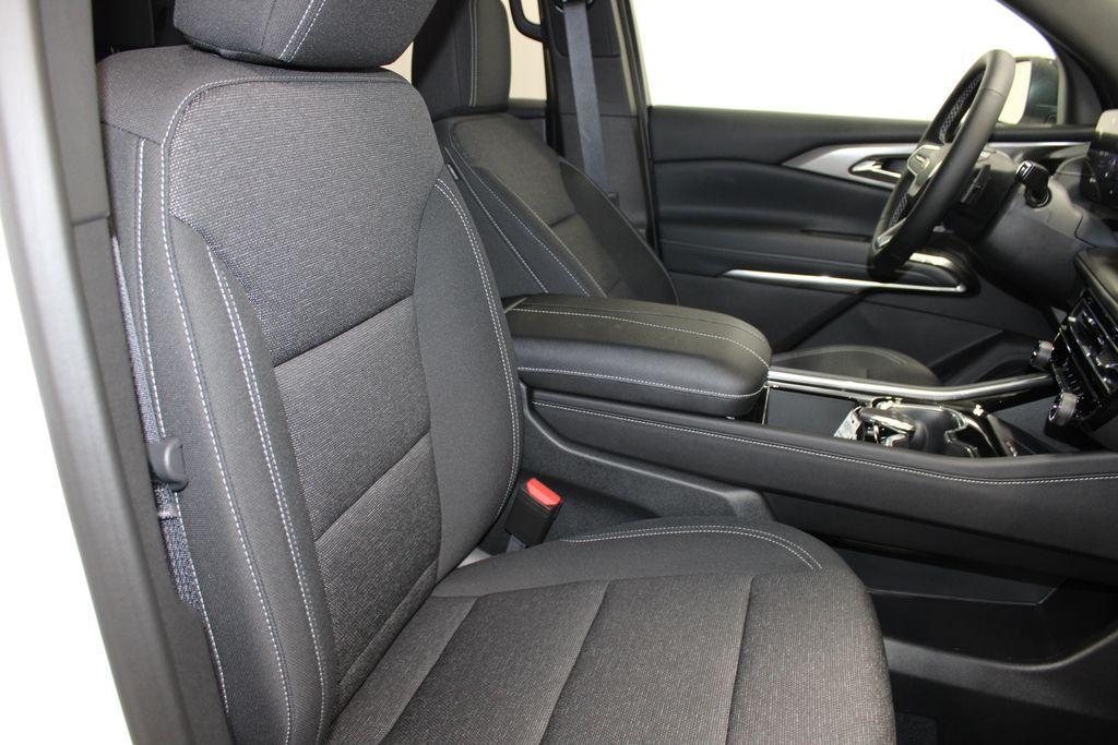 new 2026 Chevrolet Traverse car, priced at $41,488