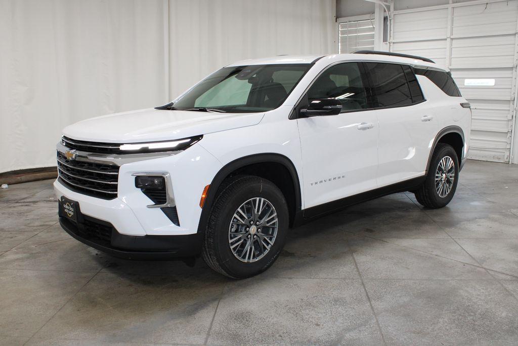 new 2026 Chevrolet Traverse car, priced at $41,488