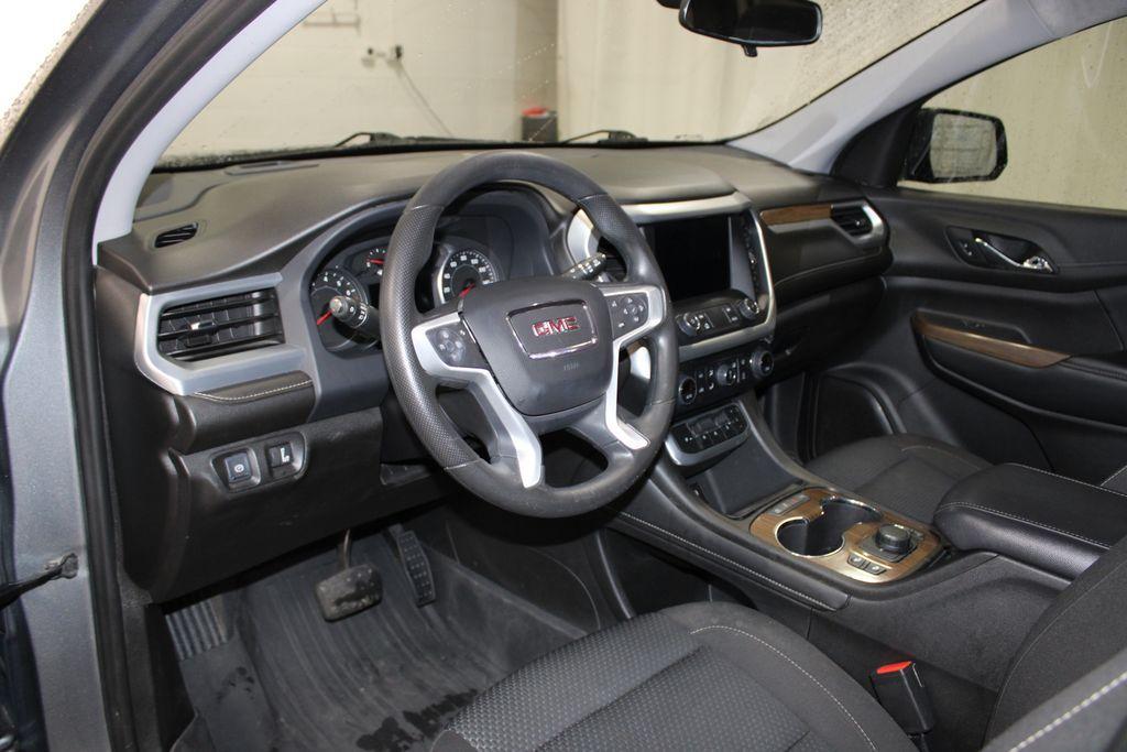 used 2022 GMC Acadia car, priced at $24,924