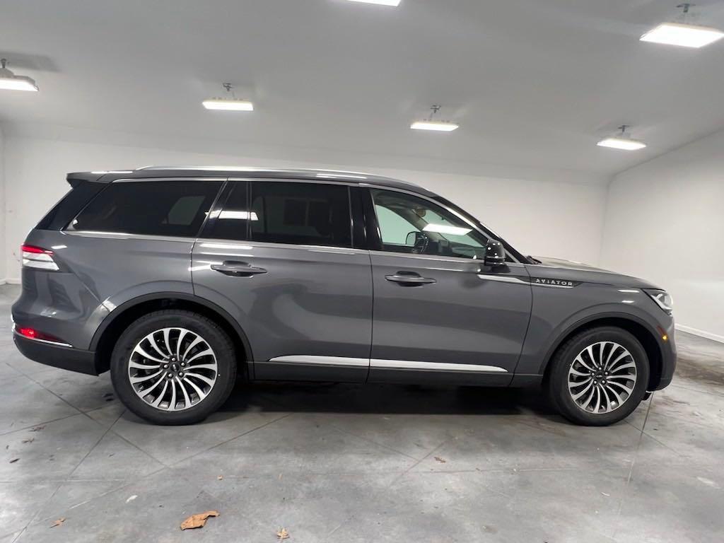 used 2021 Lincoln Aviator car, priced at $40,418