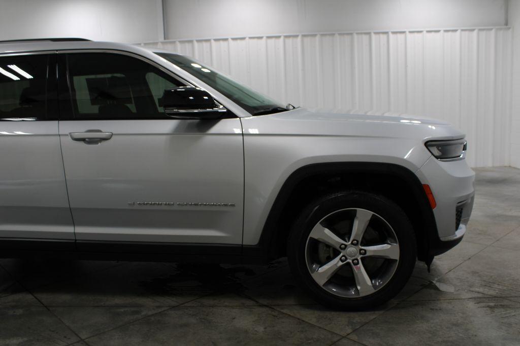 used 2021 Jeep Grand Cherokee L car, priced at $27,512