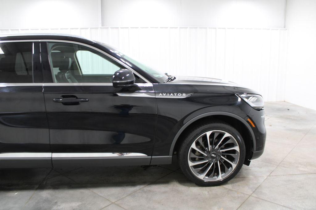 used 2021 Lincoln Aviator car, priced at $39,527