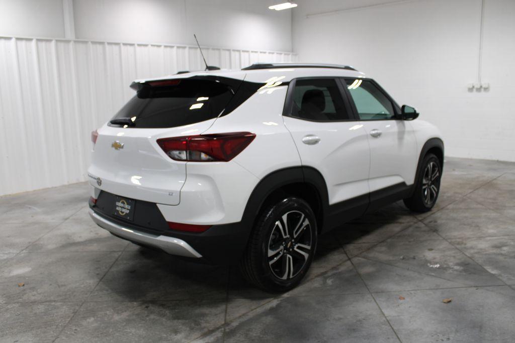 new 2026 Chevrolet TrailBlazer car, priced at $28,088