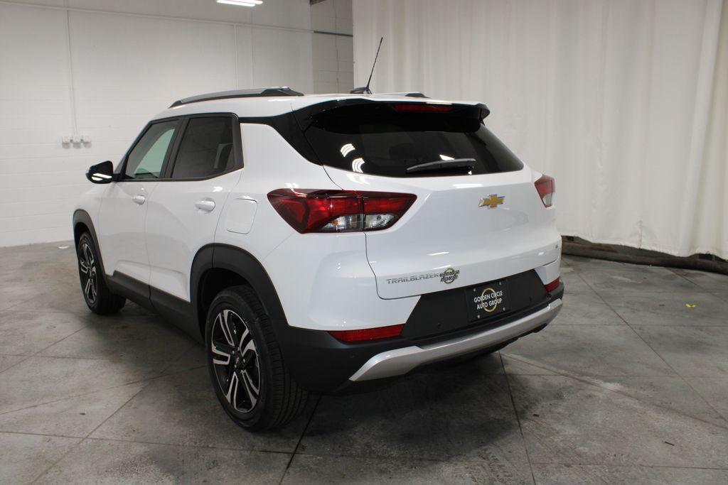 new 2026 Chevrolet TrailBlazer car, priced at $28,088