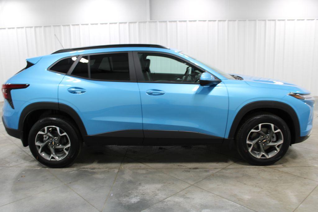 new 2025 Chevrolet Trax car, priced at $24,587