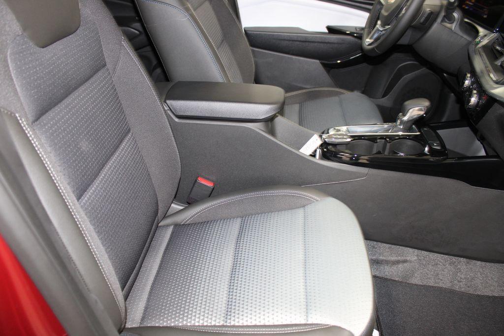 new 2025 Chevrolet Trax car, priced at $25,270