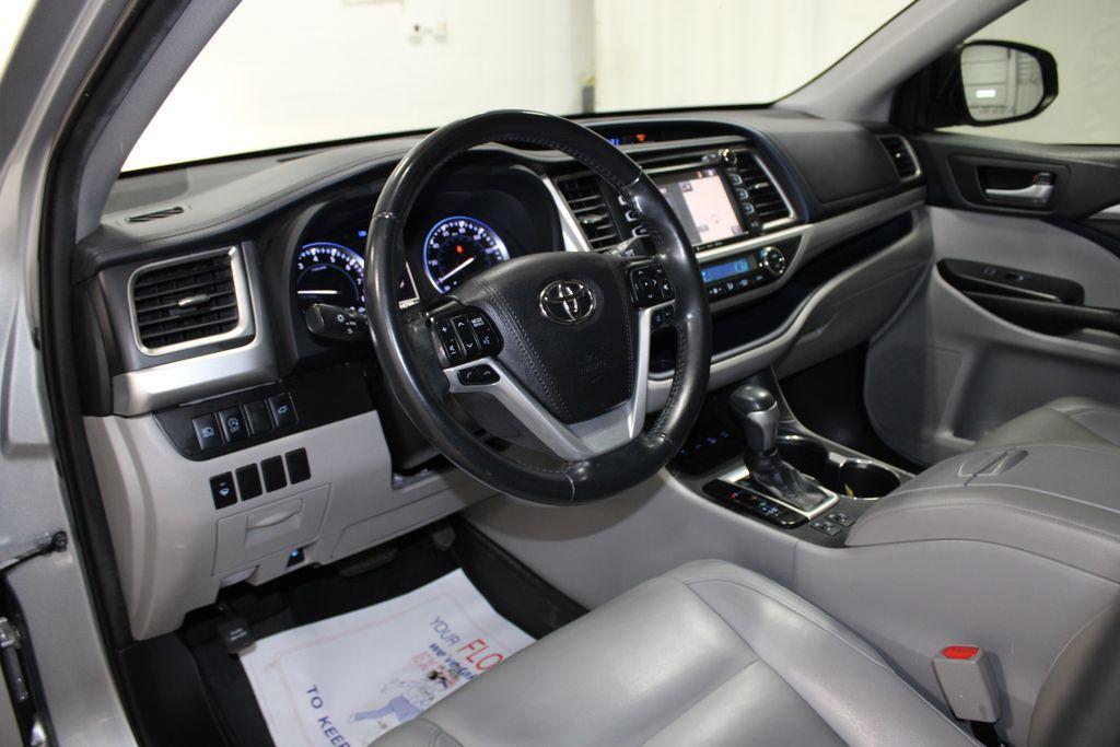 used 2019 Toyota Highlander car, priced at $24,359