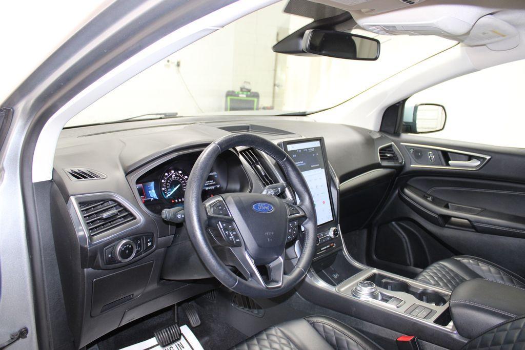used 2024 Ford Edge car, priced at $31,458