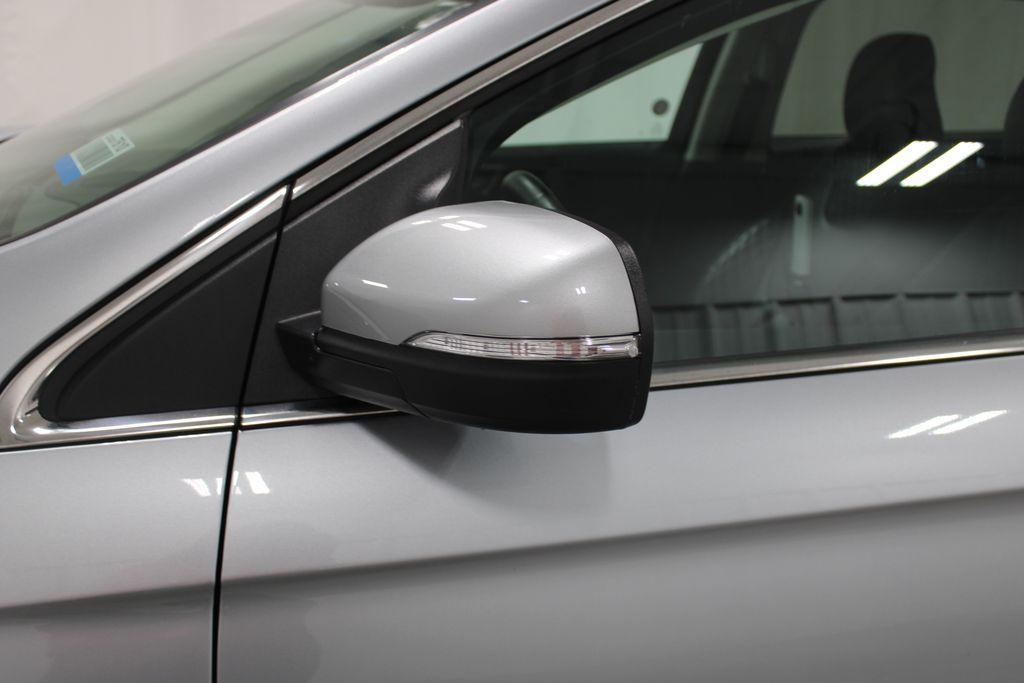 used 2024 Ford Edge car, priced at $31,458